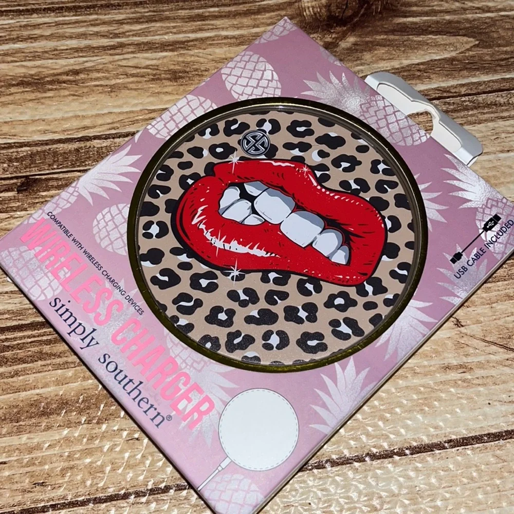 🫦📱🫦• 🐢 Simply Southern x Lip Bite’n Vibes• 🔌🫦🔌